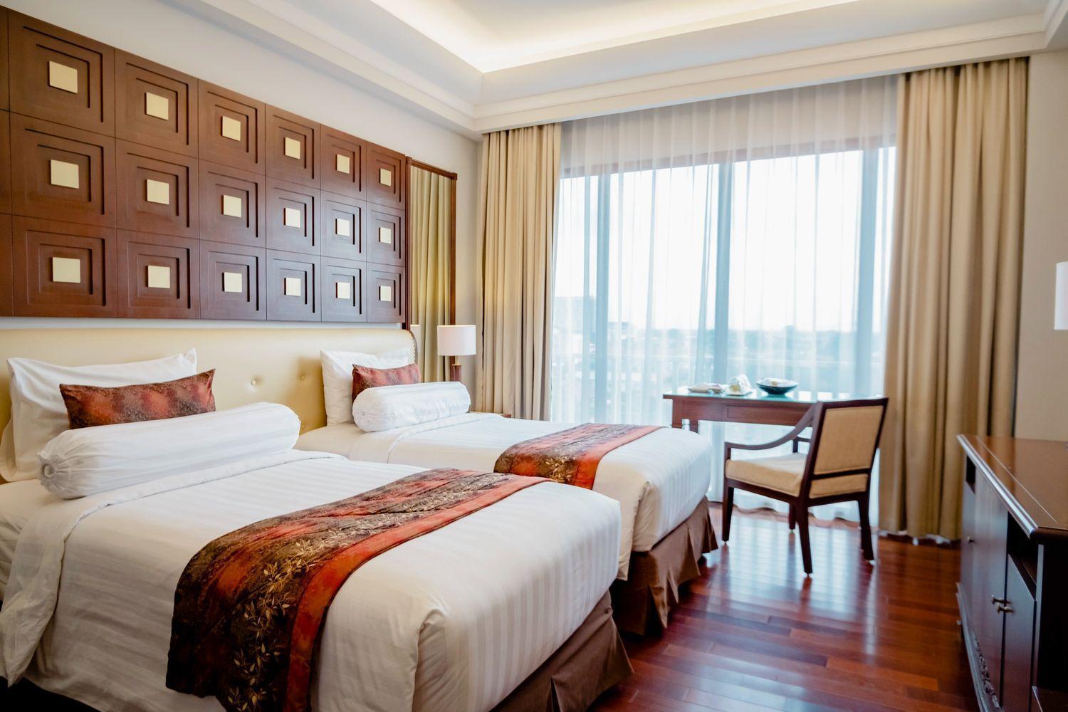 The Sunan Hotel Solo Exterior photo