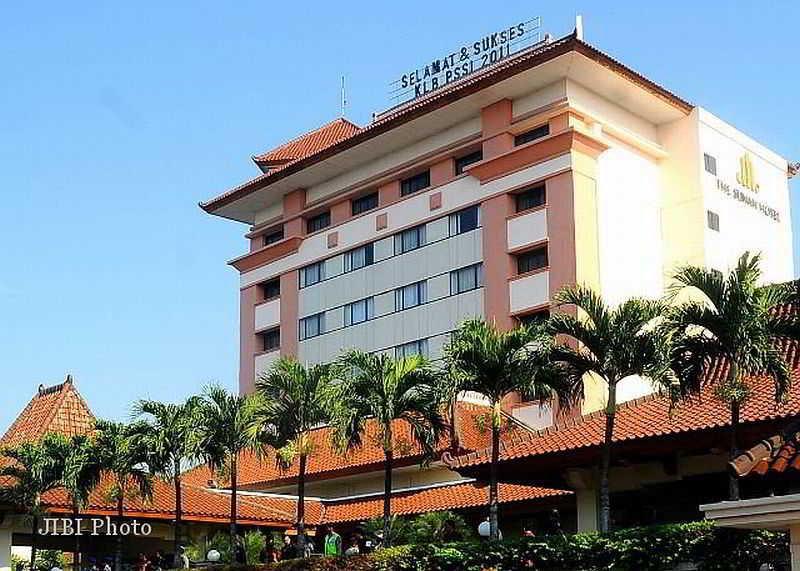 The Sunan Hotel Solo Exterior photo