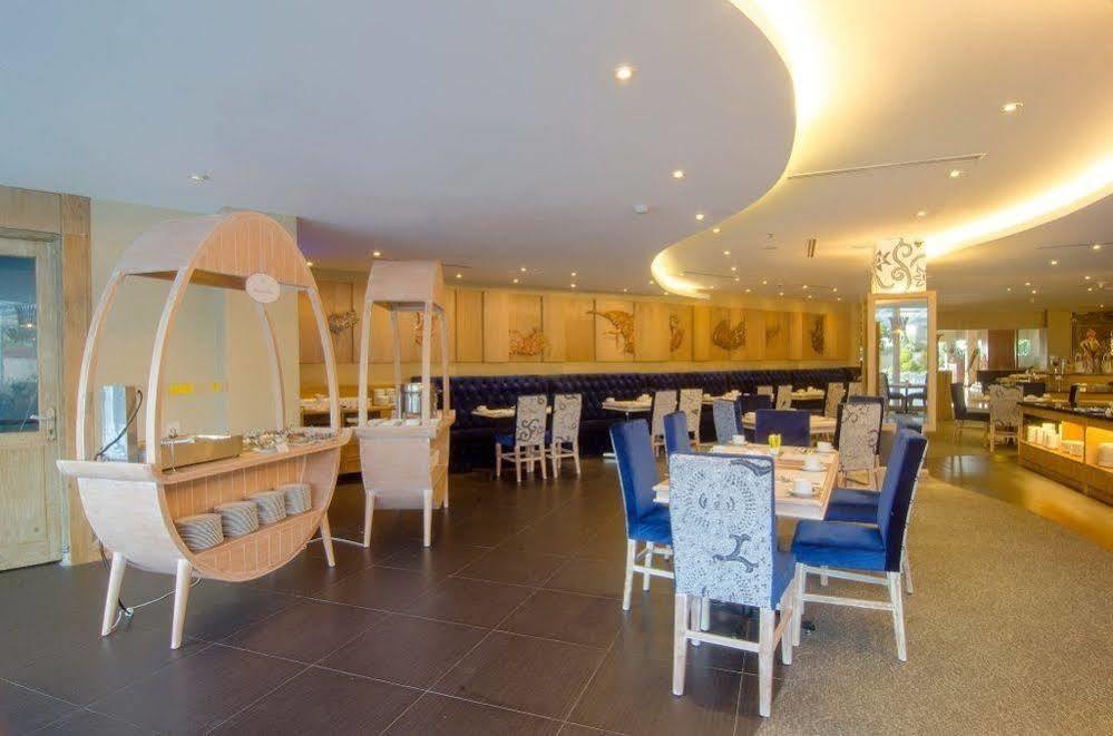 The Sunan Hotel Solo Exterior photo